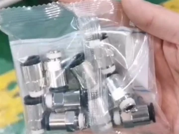Stroj za pakiranje s automatskim brojanjem pneumatskih zglobova